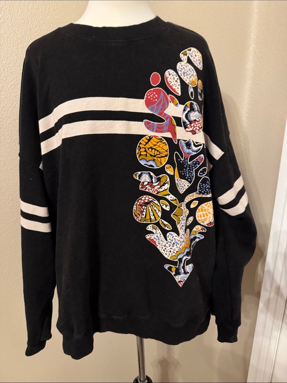 Free people Black Crewneck Sweatshirt with Colorful Abstract Floral Graphic